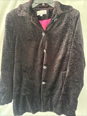 Elliott Lauren Plush Jacket  Deep Blackwith Pink Lining. Vintage